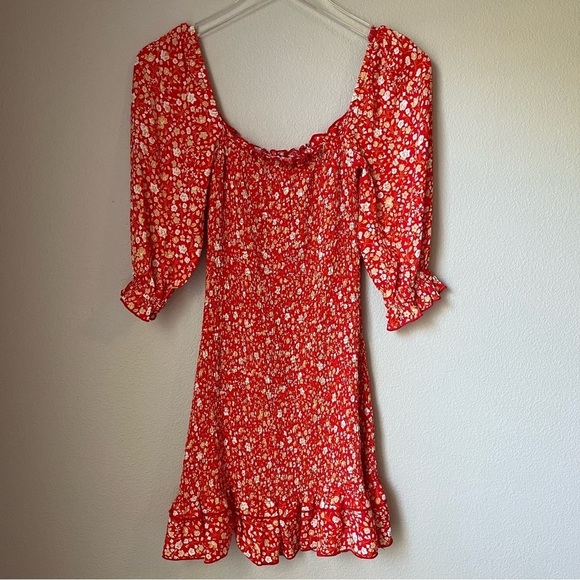 Urban Outfitters Dress Forum Red Floral Pattern Smocked Dress Size Small - Picture 1 of 6